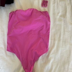 SKIMS strapless bodysuit - Pink